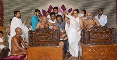 गुणायतन में आहार-चर्या  आचार्यश्री 108 विशुद्धसागर जी महराज  दि 17 अक्टूबर 2021 (9).jpeg